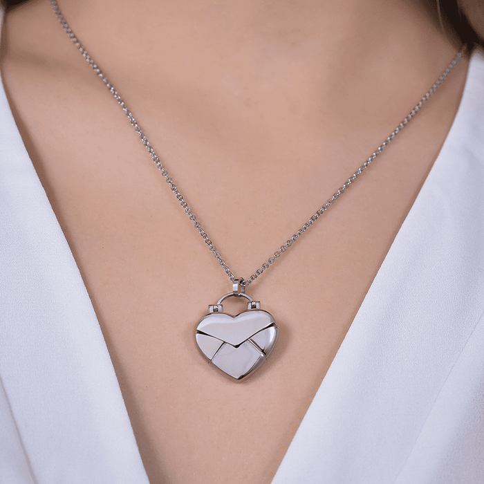 COLLANA DONNA IN ACCIAIO CON CUORE LETTERA